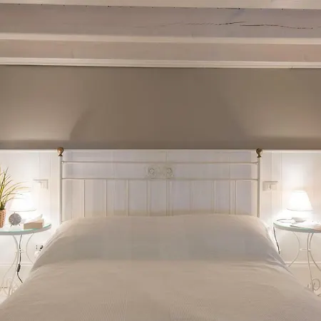 Campofiore 28 شقة